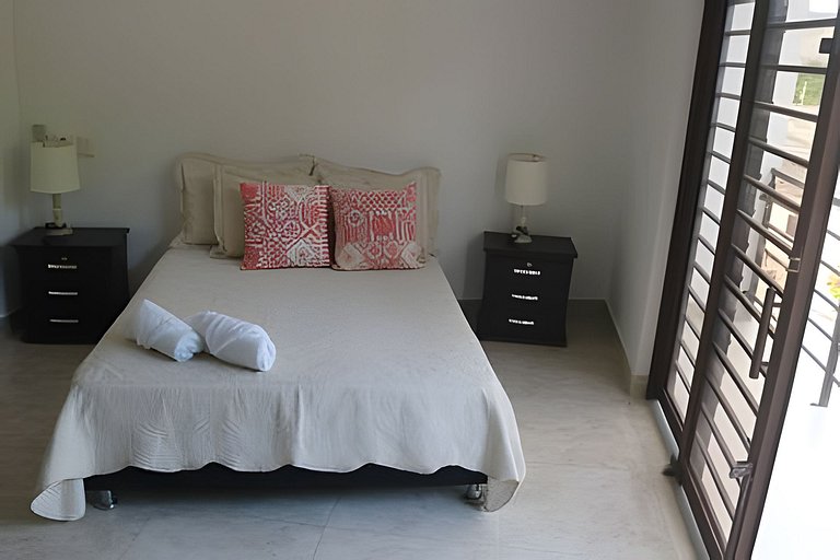 Apartamento con Piscina