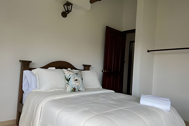 Casa de montaña con vista, BBQ y wifi confiable